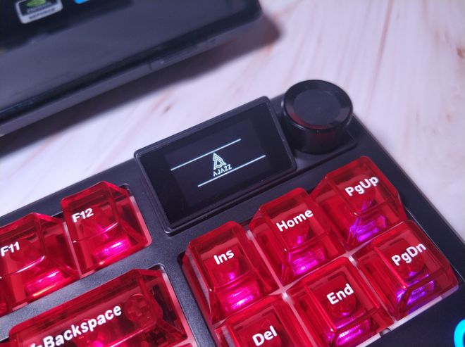 手感好：黑爵MK87无线游戏机械键盘开元ky棋牌三模屏显颜值高好用不贵(图7)